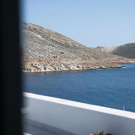 Lägenhet Helios Panormos Sea-view Retreat Planitis (Tinos)