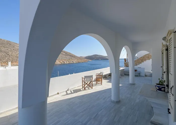 Helios Panormos Apartment Planitis (Tinos)